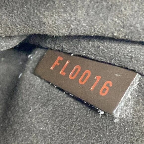 LOUIS VUITTON Saint Louis Ebene Damier - Mens Clutch Bag 516-082225 - Picture 9 of 10